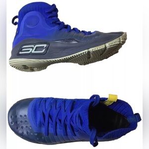 UNDER ARMOUR Boys size 4.5 STEPH CURRY 4 MORE FUN ROYAL BLUE SNEAKER SHOES